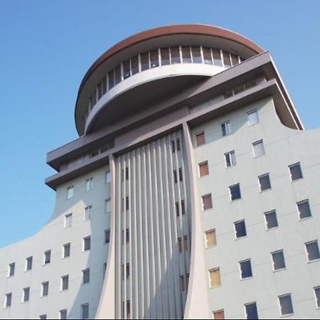 Sunsky Hotel Kitakyushu Bagian luar foto