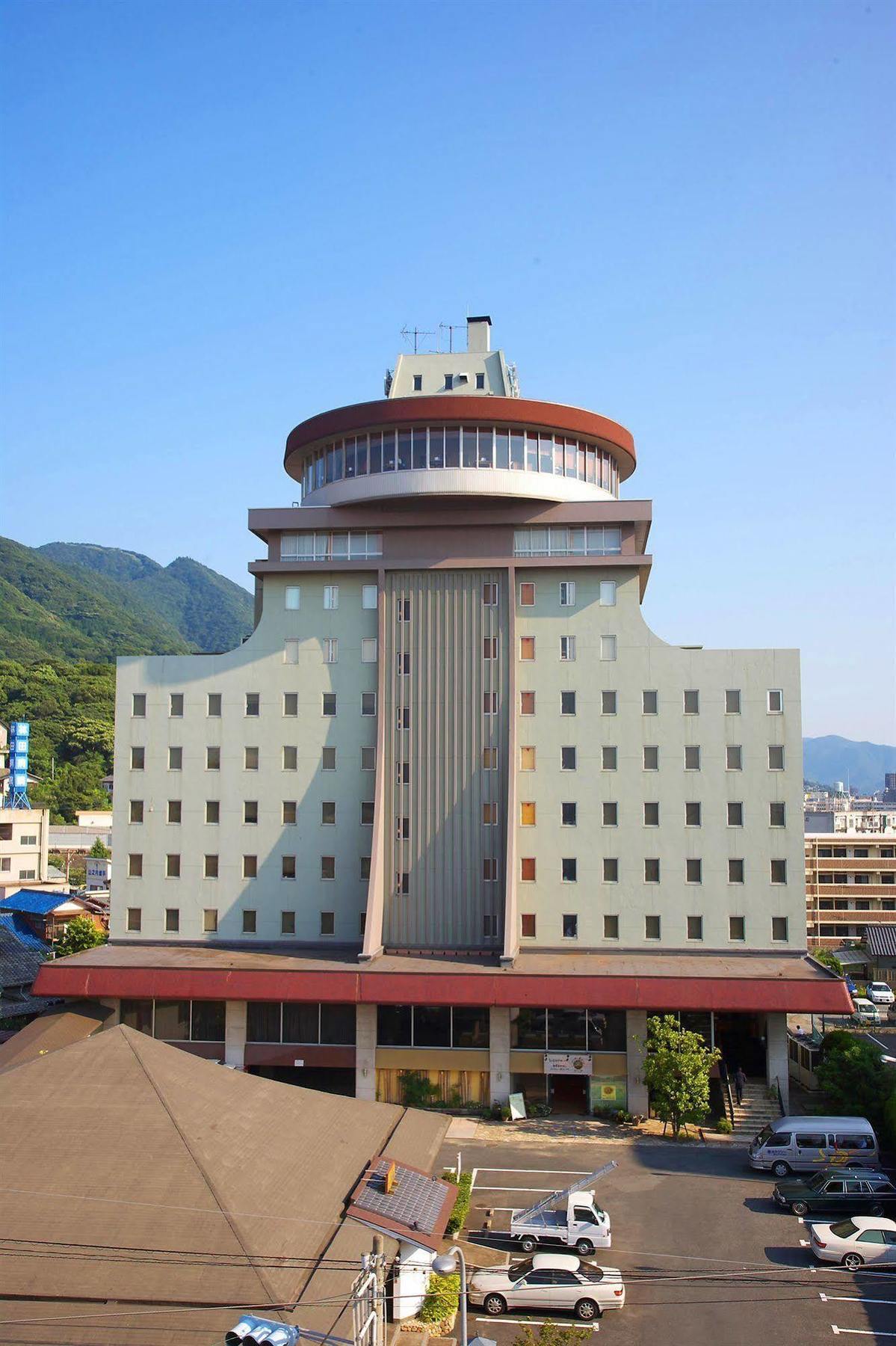 Sunsky Hotel Kitakyushu Bagian luar foto